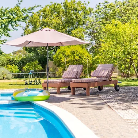 Mena Villa Barriga
